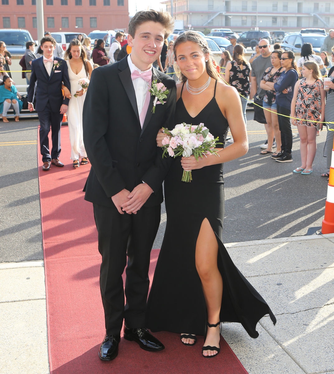 051819_gal_middletwp99.JPG